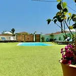 Villa Doramarie With Private Pool By Dadovillas