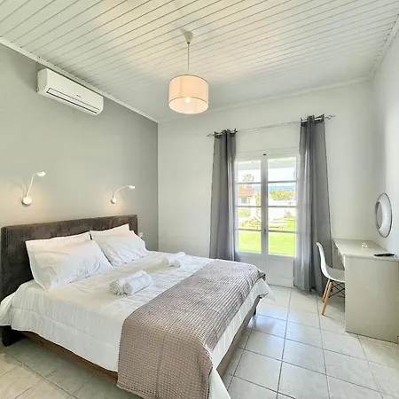 Villa Doramarie With Private Pool By Dadovillas Sidárion