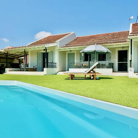 Doramarie With Private Pool By Dadovillas וילה