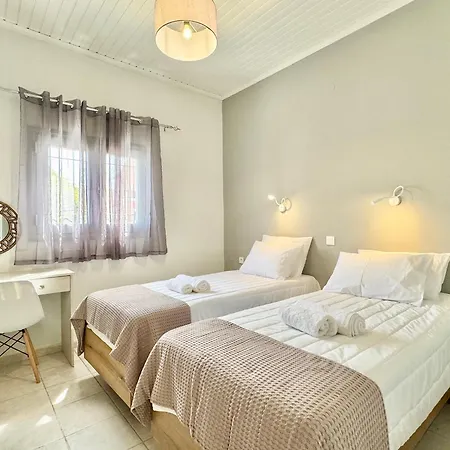 Doramarie With Private Pool By Dadovillas וילה *